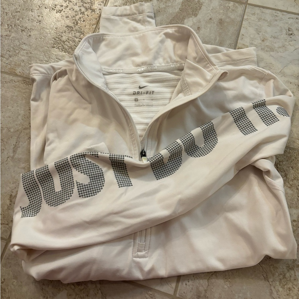 Nike 1/4 zip white size M
